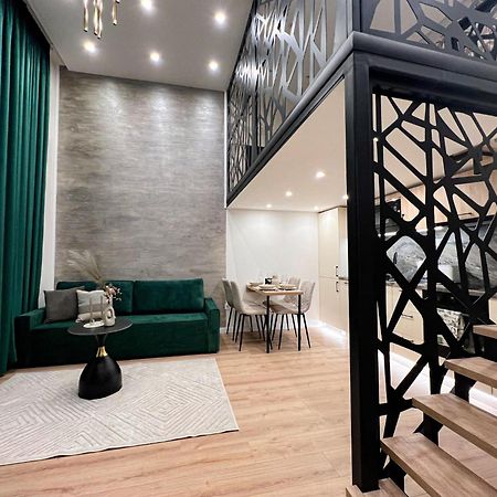 Opera Z39 Suite Budapeste Exterior foto